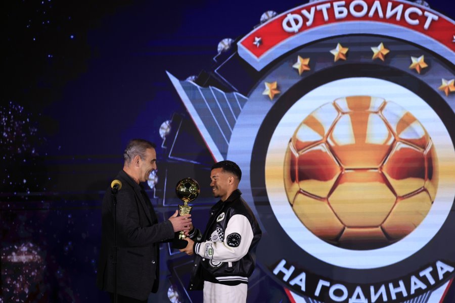 Футболист на Годината1