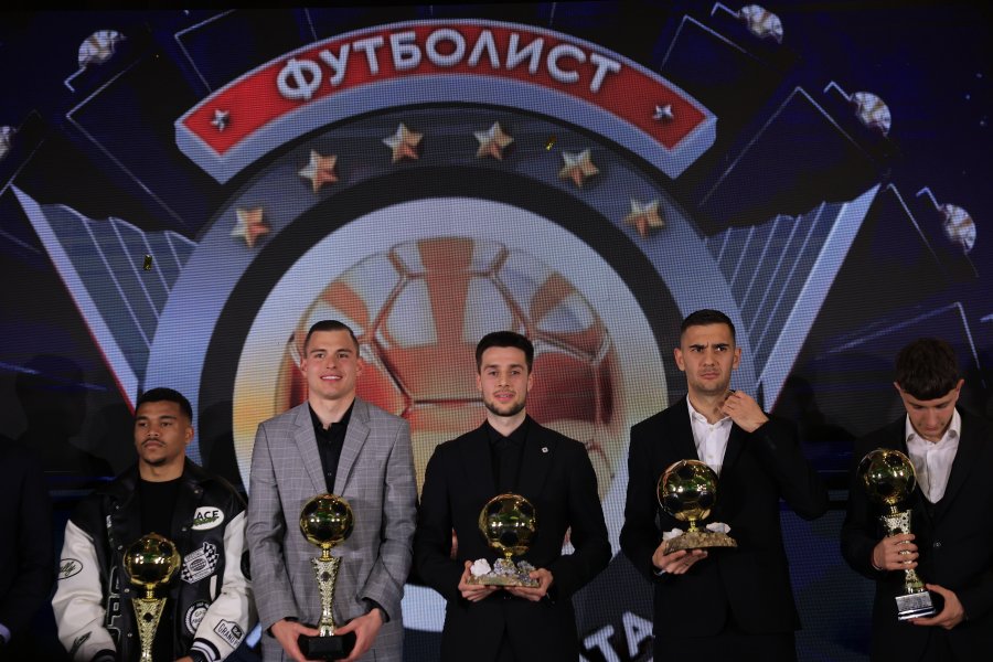 Футболист на Годината1