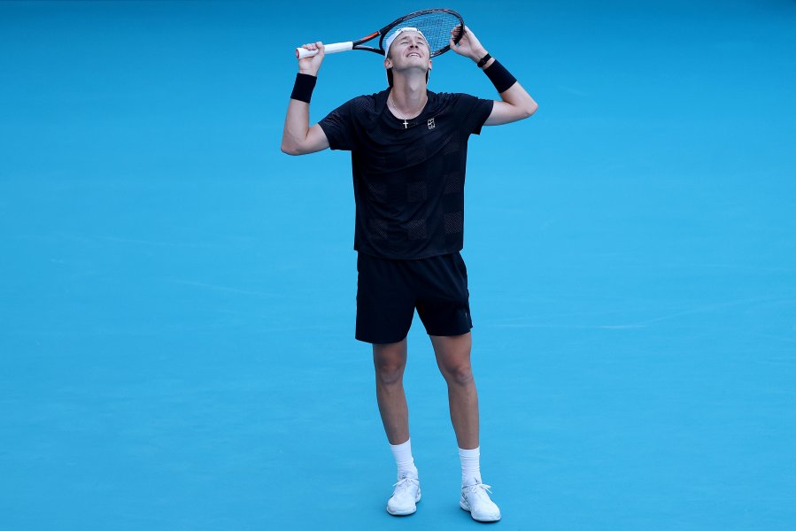 Карлос Алкарас Себастиан Корда1