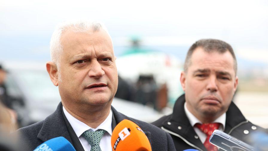 Вътрешният министър: В България няма мигрантска вълна заради войната в Близкия изток