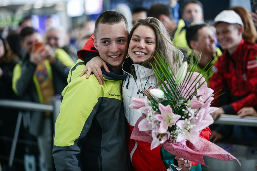 Лора Христова се завърна в България1