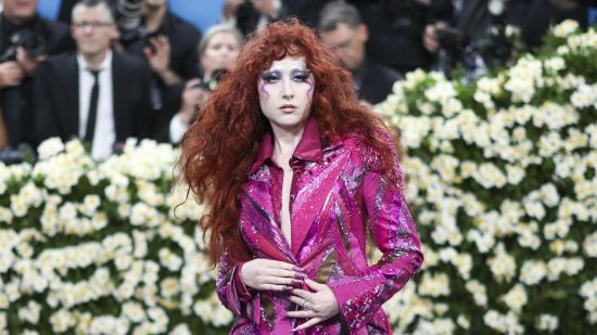 Поп звездата Chappell Roan поднесе извинение и разказа своята версия за инцидента с дъщерята на Жоржиньо