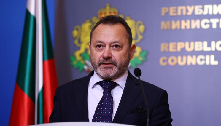 Николай Найденов - Регионалният министър: АПИ има задължения за 752 млн. евро