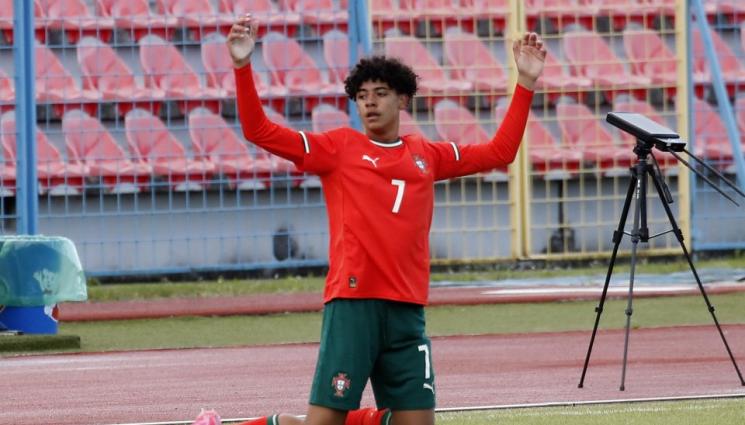 Кристиано Роналдо младши - Кристиано Роналдо тренира с Реал Мадрид