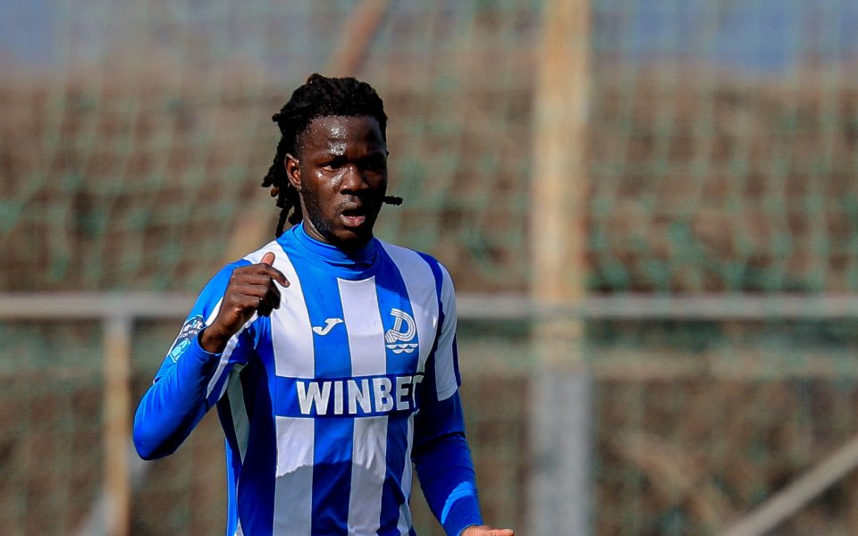 Нова грешна стъпка за лидера Дунав