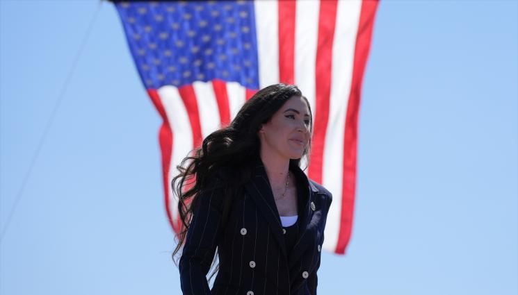 Анна Паулина Луна - ДИПЛОМАТИЧЕСКИ ДЕСАНТ: Руски депутати кацнаха в САЩ!