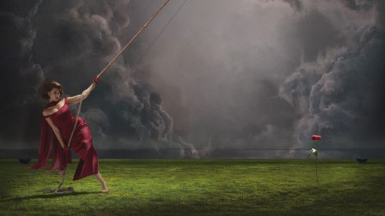 RAYE бележи нова глава в кариерата си с втори студиен албум