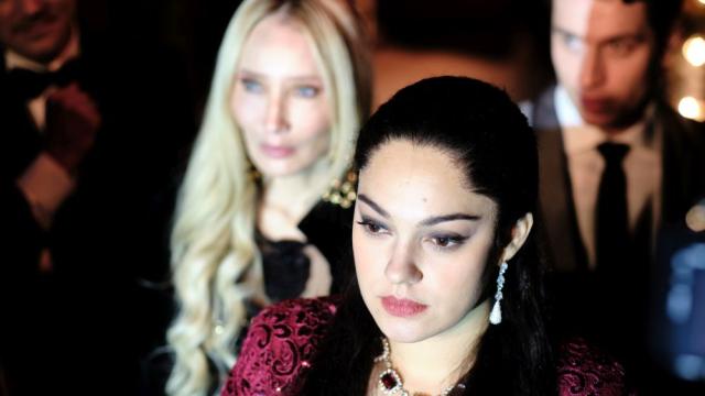 Любов, параноя и началото на края за Ружа Игнатова във „Взимай парите и бягай“