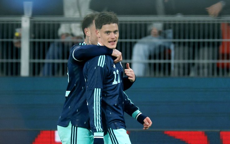 Германия срази Швейцария в шоу със седем гола