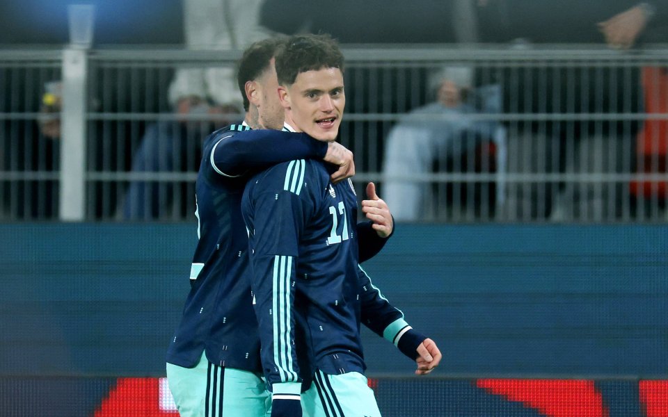 Германия срази Швейцария в шоу със седем гола