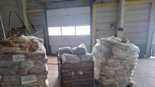 Унищожават близо 6 тона негодни храни в Димитровградско