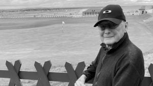 Актьорът Джеймс Толкан