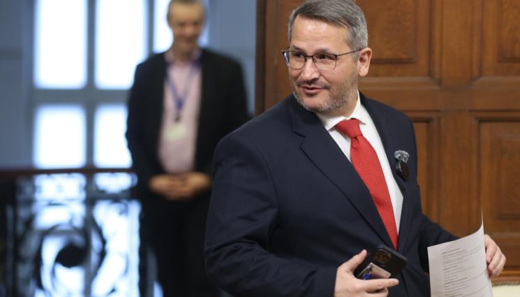 Иван Христанов - Иван Христанов, агроминистър : Земеделието не е място за партизански битки