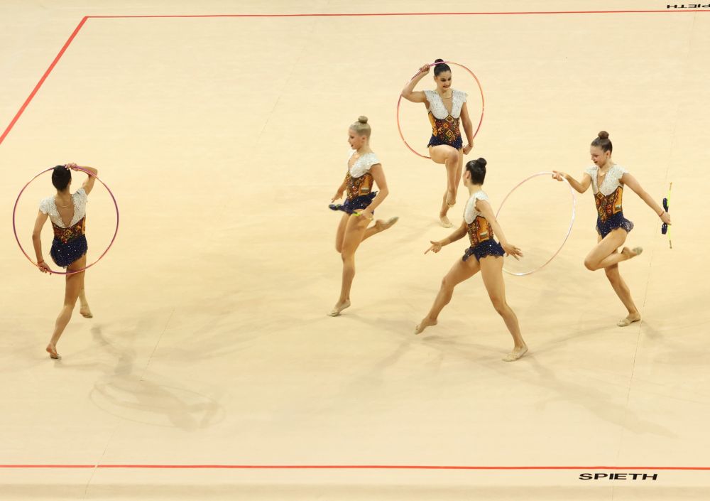 Ансамбълът на България по художествена гимнастика