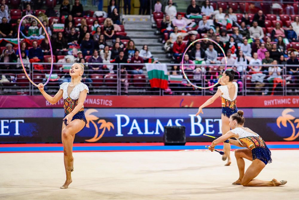 Ансамбълът на България по художествена гимнастика