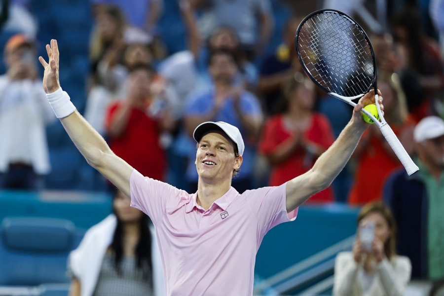 Иржи Лехечка Яник Синер1