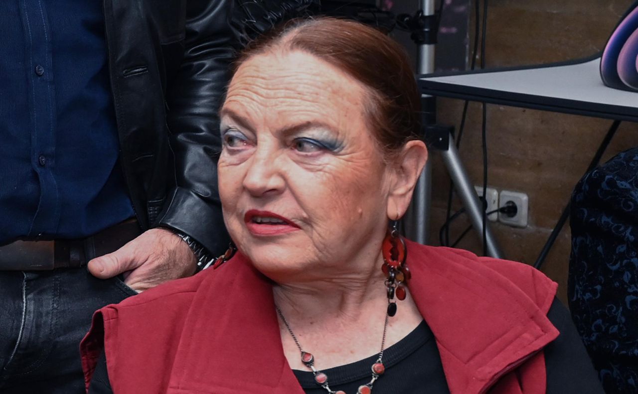 Майката на Ивайло Калушев: Въпросът защо ги убиха виси с все по-разрастваща се сила