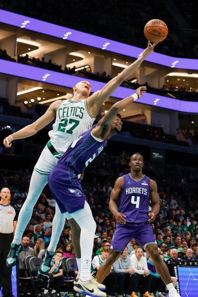 Шарлът Хорнетс Бостън Селтикс1