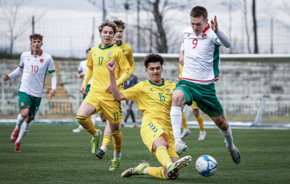 България U17 Литва U171