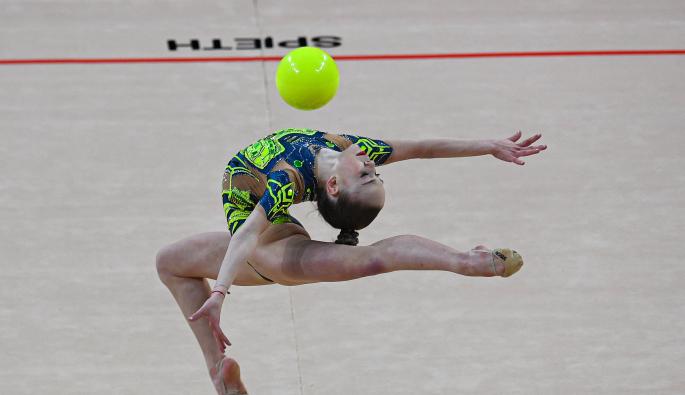 Стилияна Николова