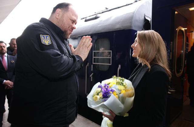 Председателят на Върховната рада на Украйна Руслан Стефанчук посрещна председателя на