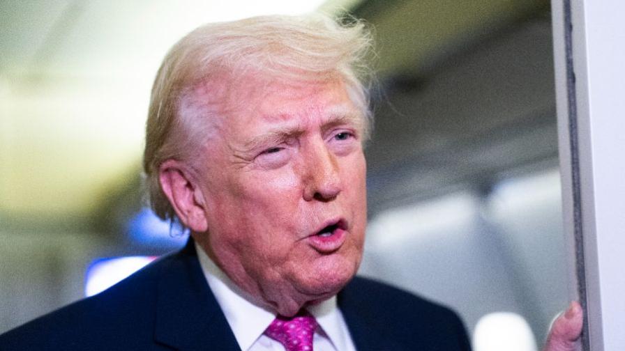 <p>Нобелов лауреат за мир призовава да бъде спрян "лудият"&nbsp;Тръмп</p>