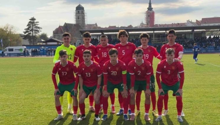 България - България игра храбро срещу Испания