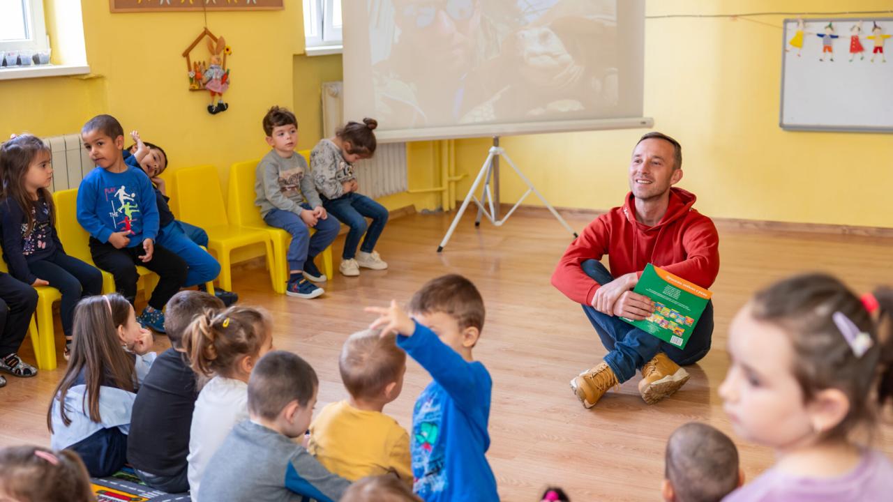 Ники Василковски в детската градина