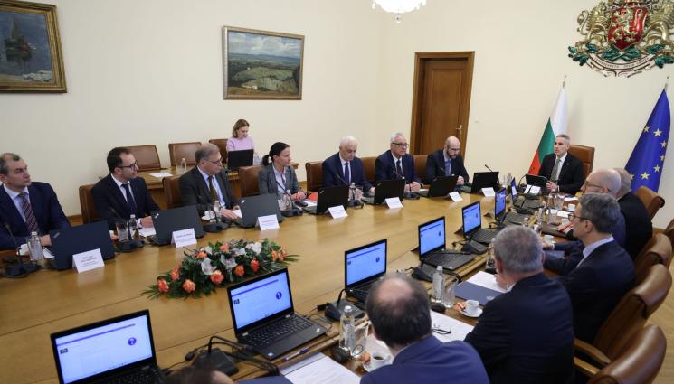 с - Гюров изригна: Атаките към нас съвпадат с арестите за купен вот и с разкритото споделено пътуване