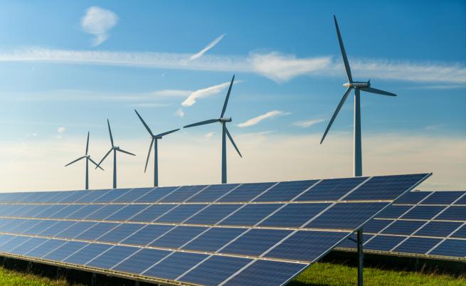 Защо зелената енергия се превръща в практичен избор за бизнеса?