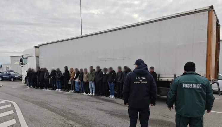 мигранти - Българо-румънски спецотряд разби два канала за мигранти на „Дунав мост 2“!