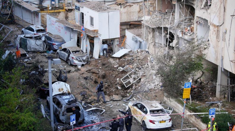 Иран с най-голяма ракетна атака срещу Израел преди Пасха