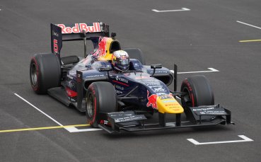 Формула 2 с резервен вариант: Никола Цолов може да кара в Канада