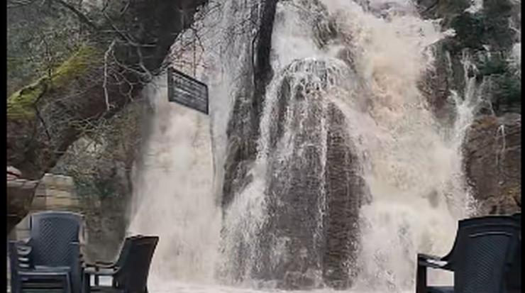 водопадът в Бачково