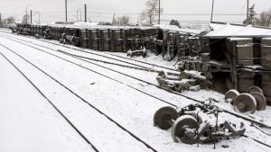 дерайлирал влак