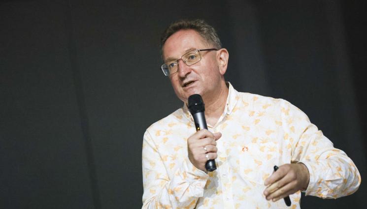 Георги Бърдаров - По романа на Георги Бърдаров: „Любов във война“ пътува из Европа