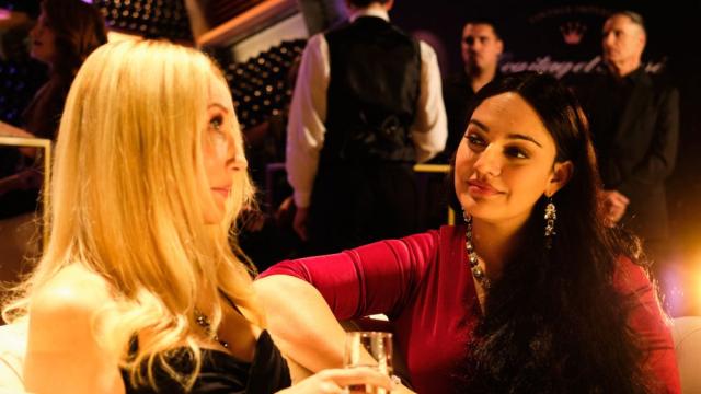 Ружа Игнатова – борба до край или бягство с парите?