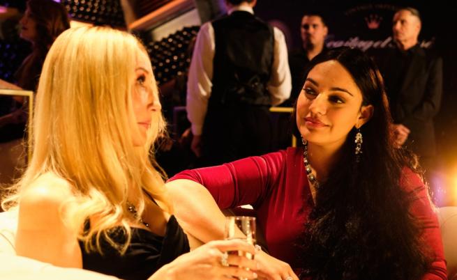 Ружа Игнатова – борба до край или бягство с парите?