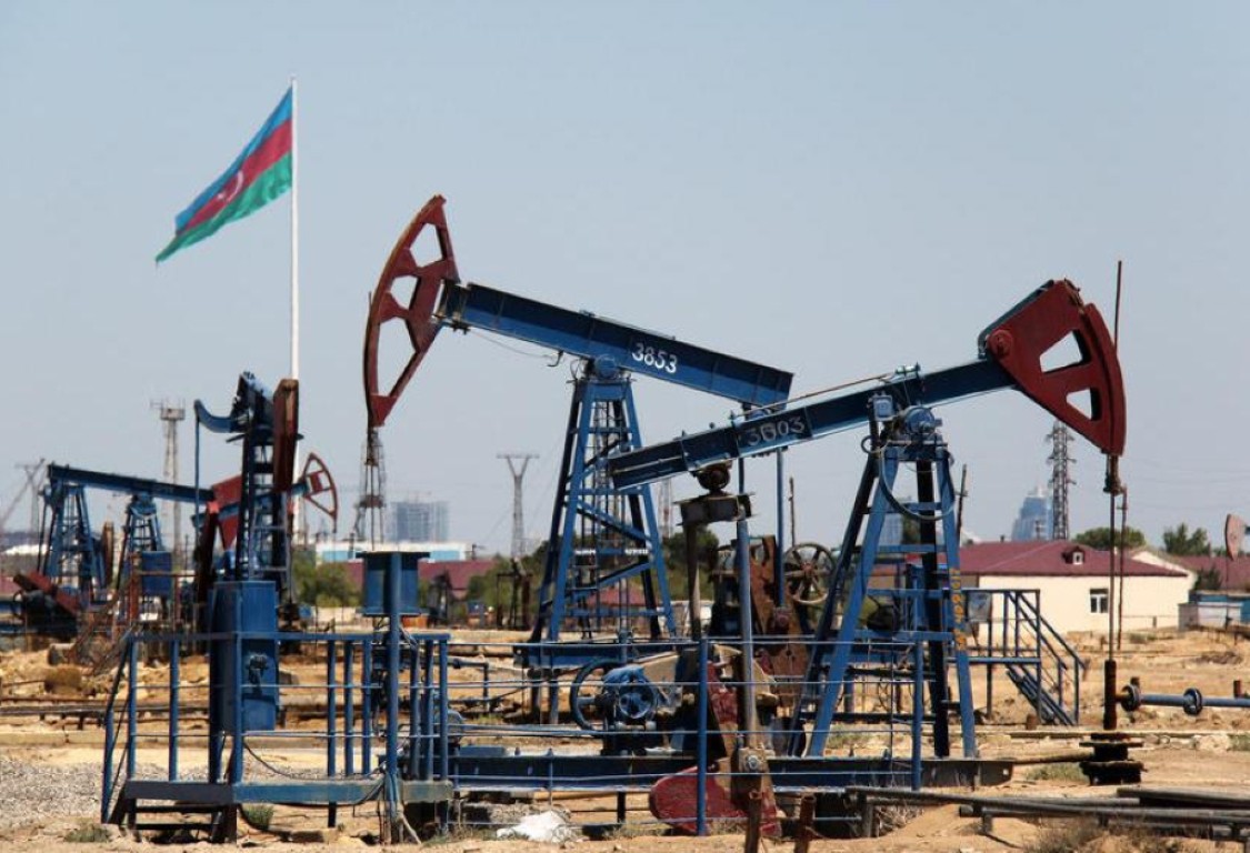 Азерският петрол надхвърли 141 долара за барел