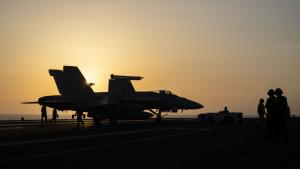 американски изтребител