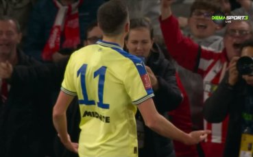 Рос Стюърт даде преднина на Саутхемптън срещу Арсенал (видео)