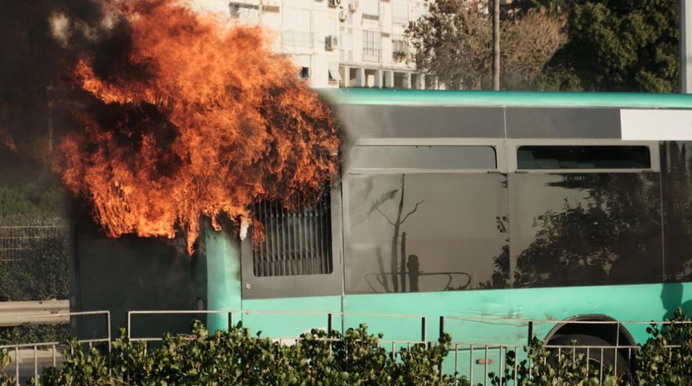 Автобус на градския транспорт в Пловдив се запали в движение