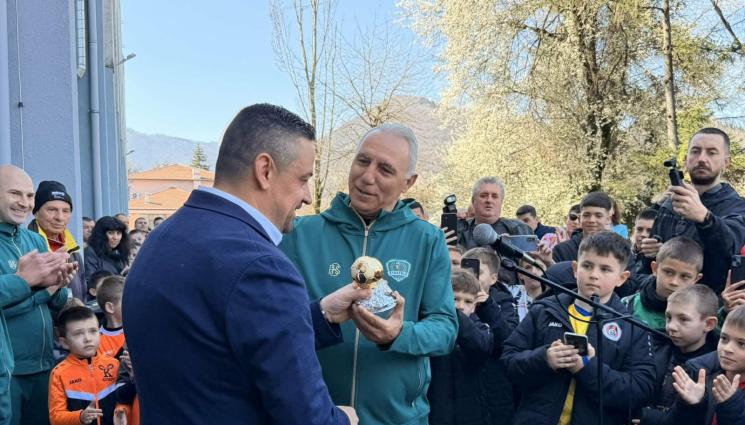 Спорт - Христо Стоичков откри