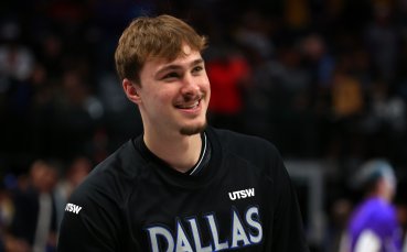 Тийнейджър пак блести за Далас при победа над ЛА Лейкърс