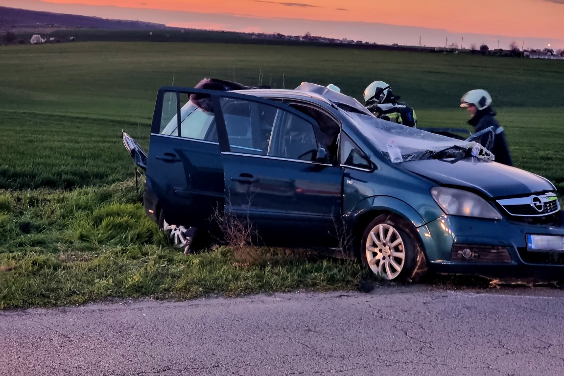 Една жена загина, а три са ранени в тежка катастрофа край Хитово