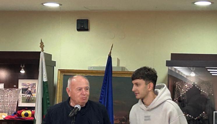 Слависти - Първият брой на списание 