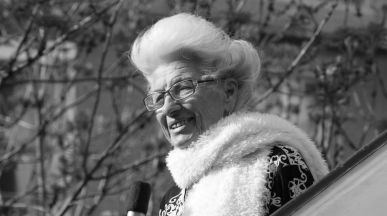 След продължително боледуване почина Янка Рупкина