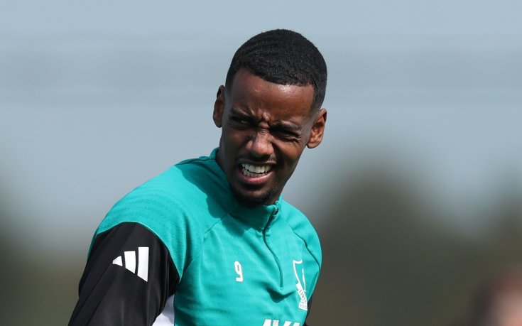 Слот хвърля Исак в боя с ПСЖ