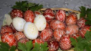 Писани яйца баба Доля