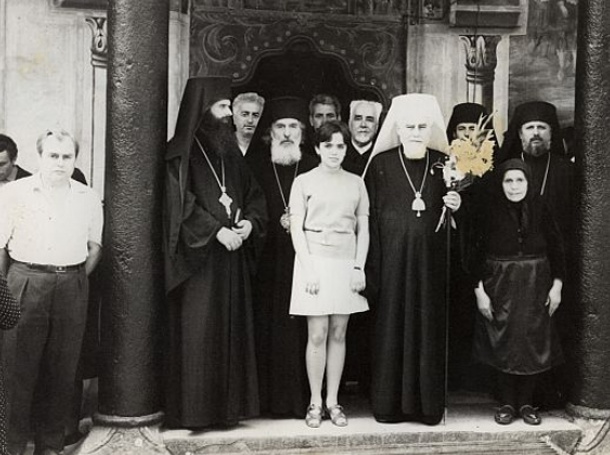 великден комунизъм